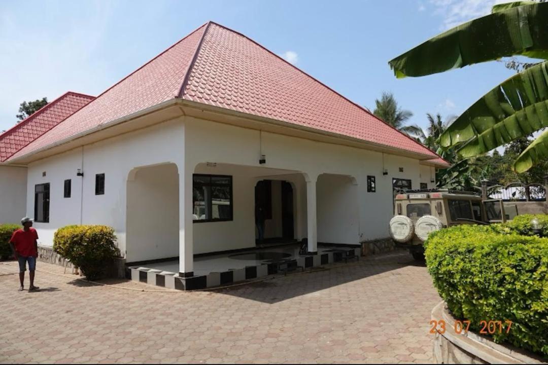 Parkbridge Resort Mto wa Mbu Exteriér fotografie